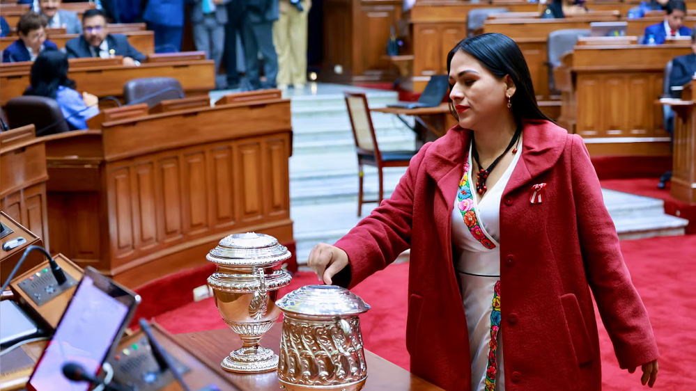 "Es una burda acusación" Silvana Robles niega haber cometido traición en la votación para la mesa directiva del Senado