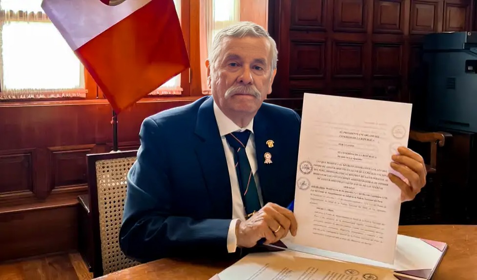CONGRESO PROMULGA LEY QUE RESTRINGE PROCESOS CONTRA MILITARES Y POLICÍAS Y ABRE NUEVO DEBATE SOBRE EL ACCESO A LA JUSTICIA